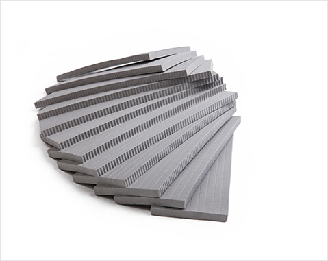 Die cutter sponge strip